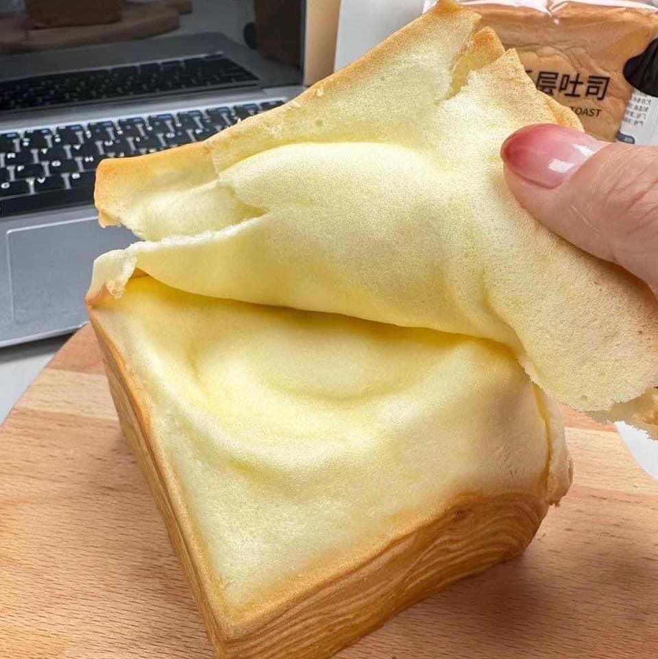 MILK THOUSAND LAYERS SANDWICH