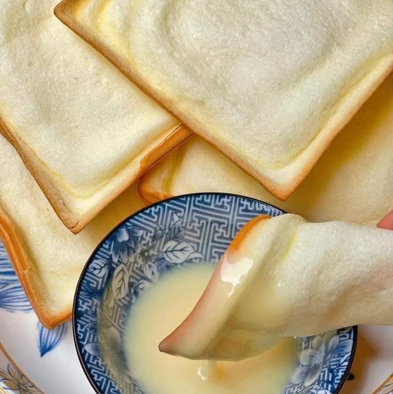 MILK THOUSAND LAYERS SANDWICH